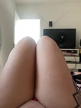 Snapshot of Bucetinh_floripa08 chatting on 05-31-26, 05:09 Bucetinh floripa08 online show from 05-31-26, 05:09