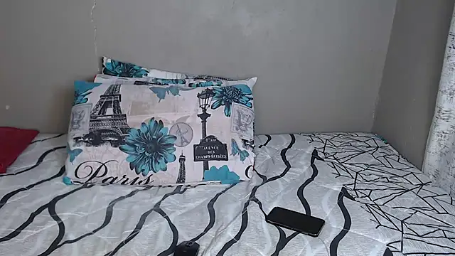 Lunalee online show from 01-18-26, 12:36