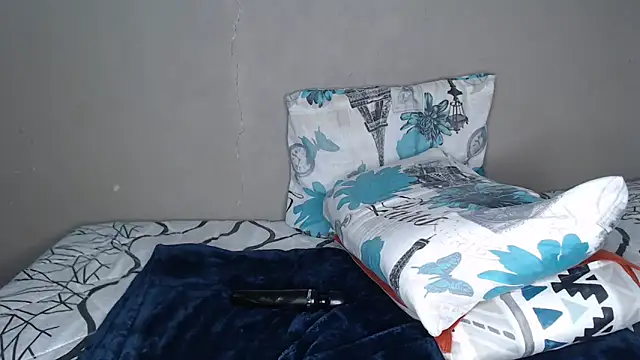 Lunalee online show from 03-08-26, 05:50