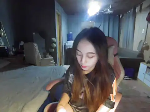 Snapshot of Yummiiieee28 chatting on 09-24-25, 07:55 Yummiiieee28 online show from 09-24-25, 07:55