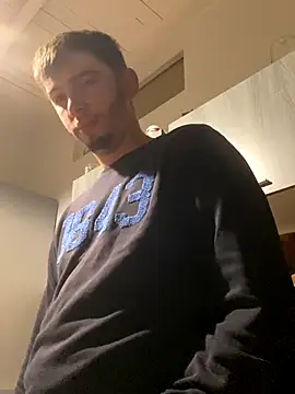 Snapshot of coupleamateurfun23 chatting on 12-04-25, 08:01 coupleamateurfun23 online show from 12-04-25, 08:01