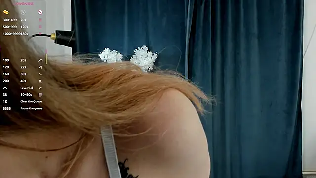 Snapshot of MarenRawicki chatting on 11-21-25, 08:24 MarenRawicki online show from 11-21-25, 08:24