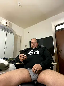 Snapshot of Roma84000 chatting on 11-09-25, 01:53 Roma84000 online show from 11-09-25, 01:53