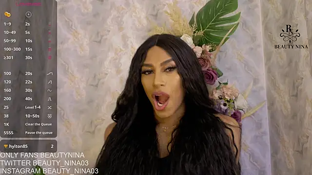 Snapshot of beauty_nina chatting on 09-14-25, 01:43 beauty nina online show from 09-14-25, 01:43