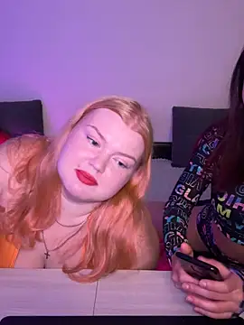 Snapshot of _Adele_Moor_ chatting on 10-12-25, 09:03  Adele Moor  online show from 10-12-25, 09:03