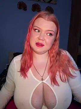 Snapshot of _Adele_Moor_ chatting on 10-29-25, 04:20  Adele Moor  online show from 10-29-25, 04:20