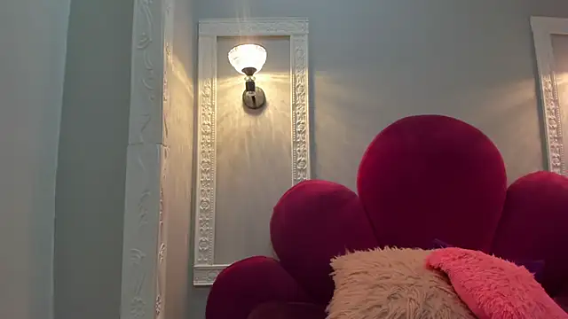 Snapshot of Saammy_17 chatting on 10-22-25, 08:19 Saammy 17 online show from 10-22-25, 08:19