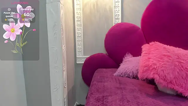 Snapshot of Saammy_17 chatting on 11-28-25, 08:33 Saammy 17 online show from 11-28-25, 08:33