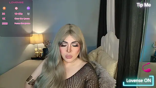 Unforgettable Maria online show from 11-15-25, 01:36