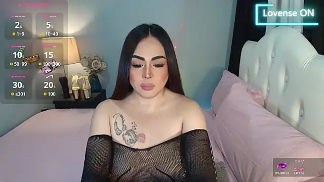 Snapshot of Unforgettable_Maria chatting on 07-28-26, 03:24 Unforgettable Maria online show from 07-28-26, 03:24