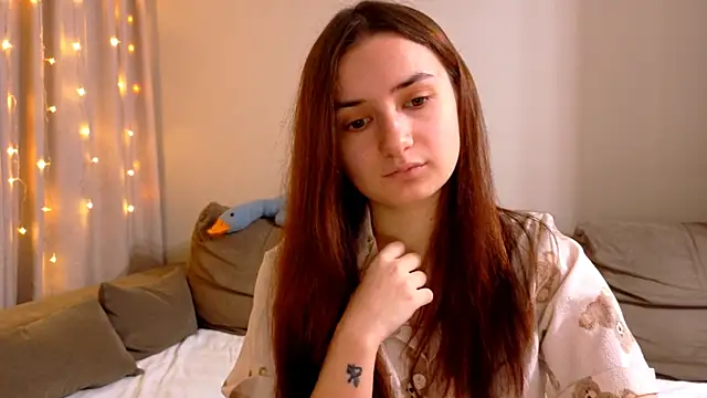 Lelia Vibe online show from 12-15-25, 03:38