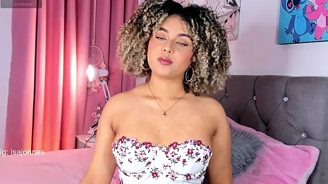 isajonnes18 online show from 04-26-26, 06:05