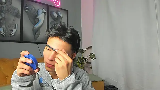 Snapshot of camillo_virgil chatting on 11-11-25, 10:48 camillo virgil online show from 11-11-25, 10:48