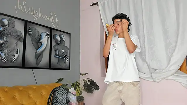 Snapshot of camillo_virgil chatting on 11-29-25, 10:51 camillo virgil online show from 11-29-25, 10:51