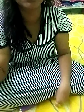 Snapshot of Dimplegirl chatting on 11-23-25, 03:39 Dimplegirl online show from 11-23-25, 03:39