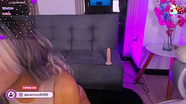 jennie whitee online show from 11-13-25, 11:42