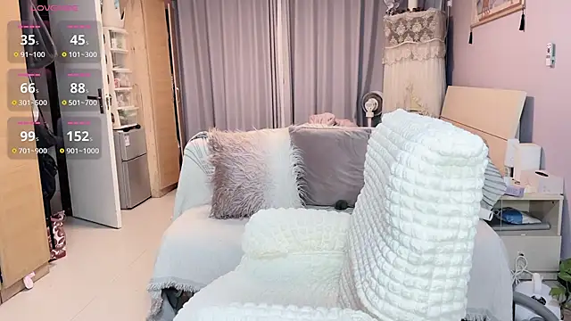 Y2Luvk online show from 10-17-25, 09:17