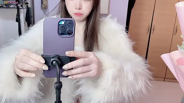 Y2Luvk online show from 11-09-25, 11:03