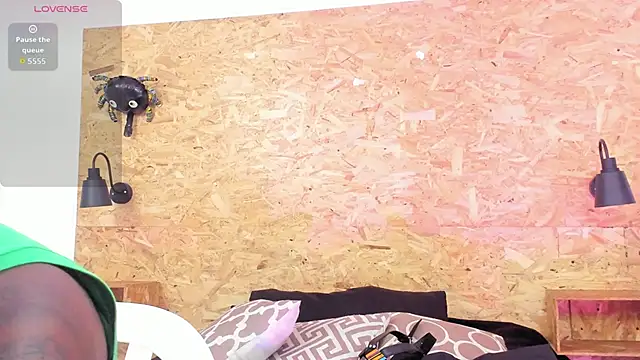 santiblack7 online show from 11-13-25, 01:37