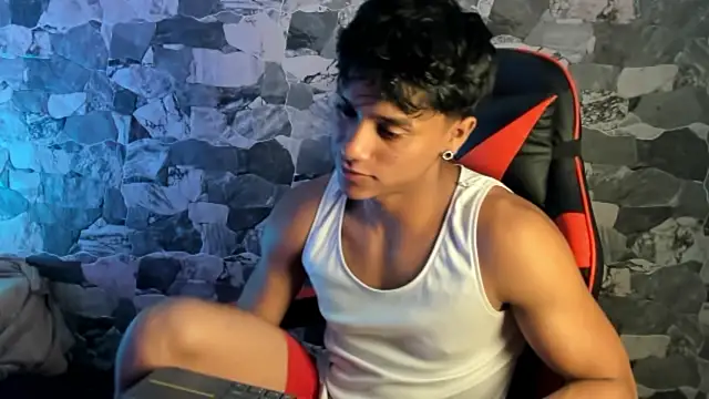 ZYZZ1312 online show from 04-25-26, 06:27