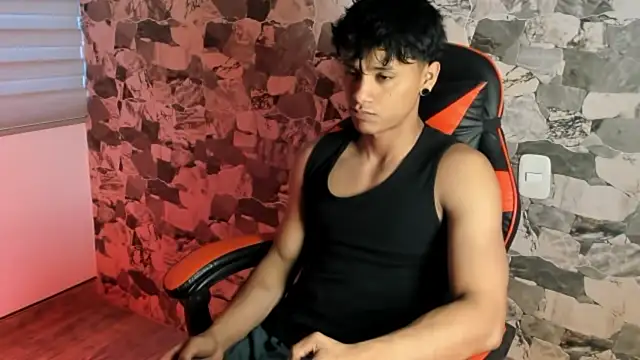 Snapshot of ZYZZ1312 chatting on 07-20-26, 10:45 ZYZZ1312 online show from 07-20-26, 10:45
