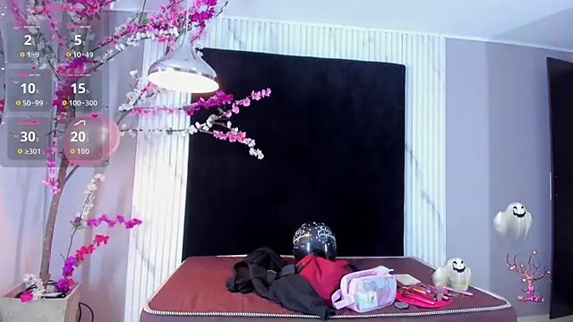 MONIK FOX CR online show from 10-27-25, 07:40