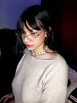 Snapshot of Iwarii chatting on 12-05-25, 08:12 Iwarii online show from 12-05-25, 08:12