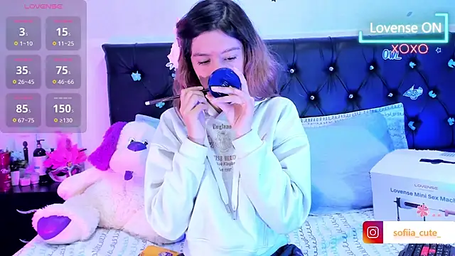 Sofiia cute  online show from 04-20-26, 01:41