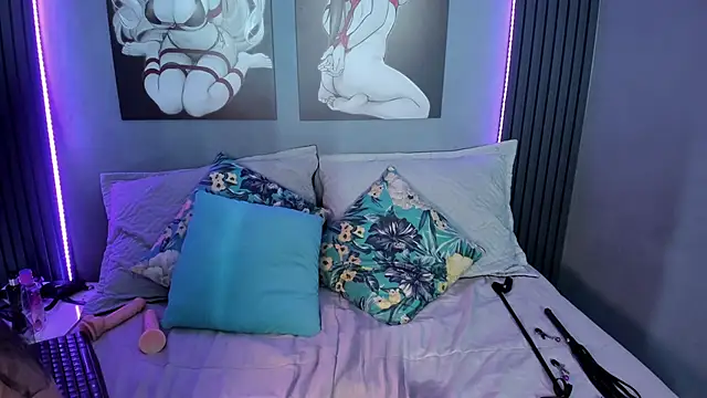 Snapshot of Zara_Snow chatting on 11-20-25, 01:17 Zara Snow online show from 11-20-25, 01:17