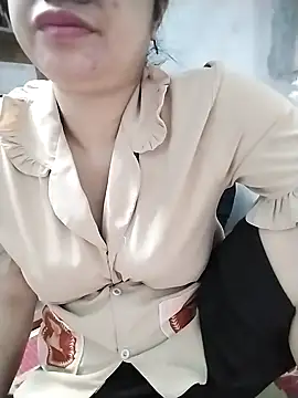 Snapshot of Mie_rose chatting on 11-08-25, 03:01 Mie rose online show from 11-08-25, 03:01