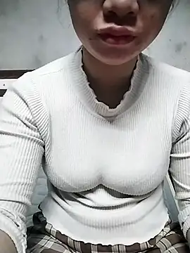 Snapshot of Mie_rose chatting on 11-29-25, 12:13 Mie rose online show from 11-29-25, 12:13