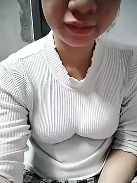 Snapshot of Mie_rose chatting on 11-30-25, 02:04 Mie rose online show from 11-30-25, 02:04