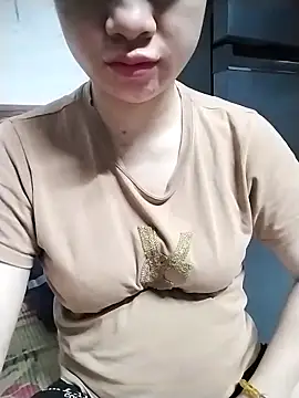 Mie rose online show from 03-19-26, 10:36