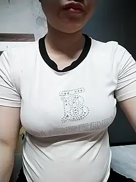 Mie rose online show from 04-13-26, 01:55