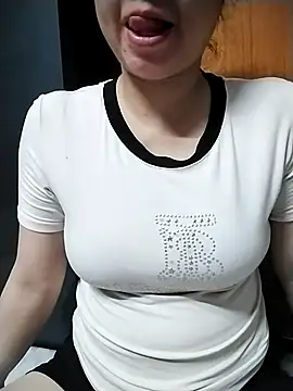 Mie rose online show from 04-25-26, 01:41