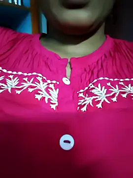 Snapshot of srav43 chatting on 11-26-25, 12:06 srav43 online show from 11-26-25, 12:06