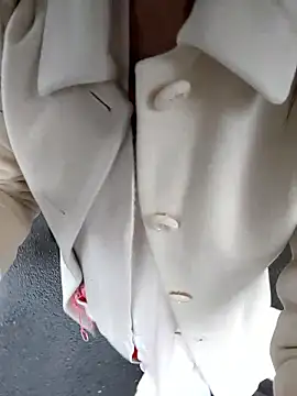 Snapshot of pink-mai chatting on 02-11-26, 01:10 pink-mai online show from 02-11-26, 01:10