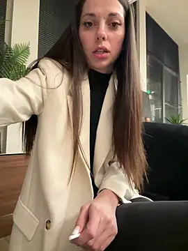 EllyLynn online show from 02-02-26, 07:45