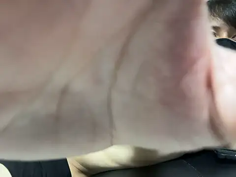 Snapshot of jiji9253 chatting on 09-20-25, 01:01 jiji9253 online show from 09-20-25, 01:01