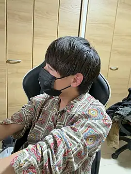 jiji9253 online show from 04-26-26, 12:58