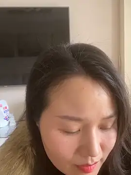 Snapshot of Mier-cn chatting on 12-23-25, 06:00 Mier-cn online show from 12-23-25, 06:00