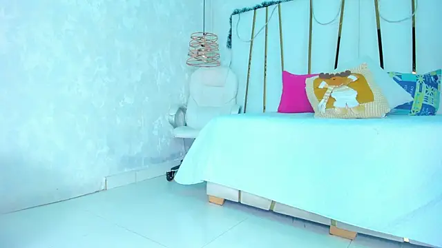 Snapshot of bonnie_sm chatting on 12-05-25, 06:04 bonnie sm online show from 12-05-25, 06:04