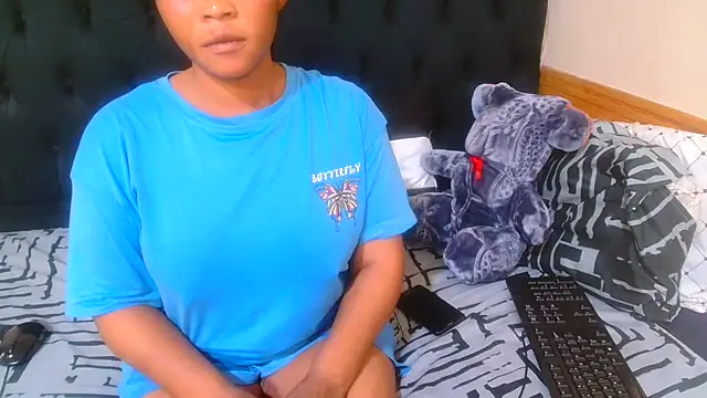 Snapshot of Sexy_PureFire chatting on 11-20-25, 06:29 Sexy PureFire online show from 11-20-25, 06:29