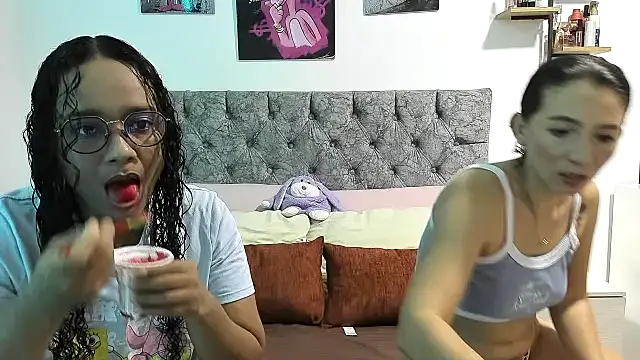 nay and aleja1 online show from 05-21-26, 02:51