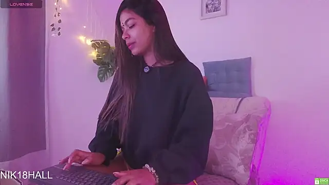 Nicolle swt online show from 02-25-26, 10:36