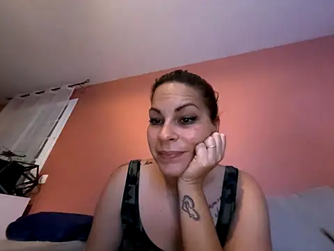 minettedusud online show from 11-11-25, 09:48