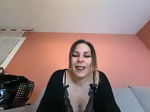 minettedusud online show from 02-19-26, 07:26