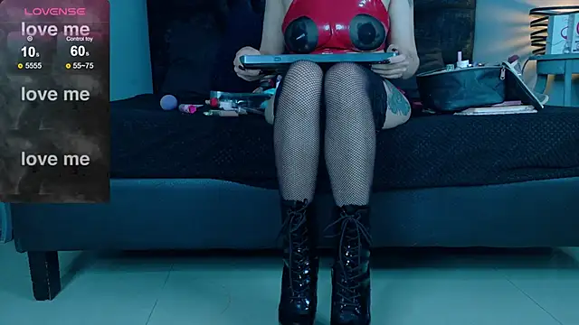 EvaSabath online show from 03-20-26, 03:39