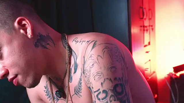 AlphaMasterXxx online show from 03-10-26, 05:12