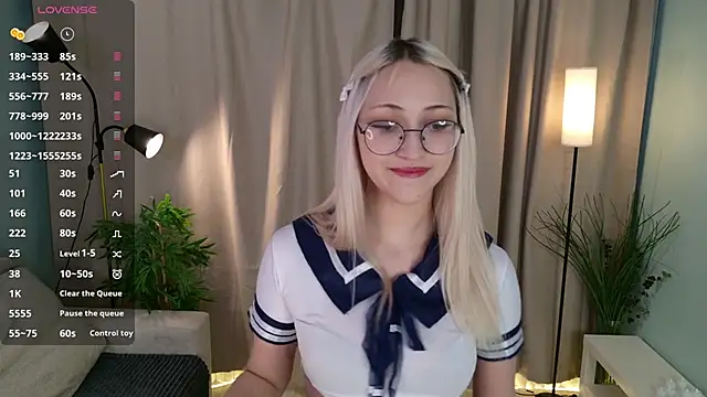 Snapshot of Marry_sharp chatting on 11-28-25, 09:06 Marry sharp online show from 11-28-25, 09:06